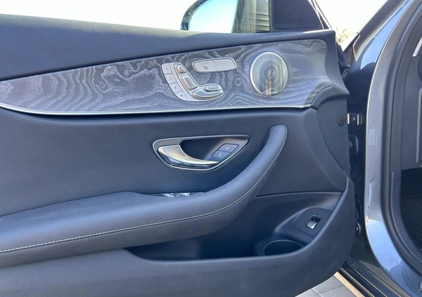 Mercedes-Benz Klasa E cena 179900 przebieg: 55000, rok produkcji 2021 z Łuków małe 742